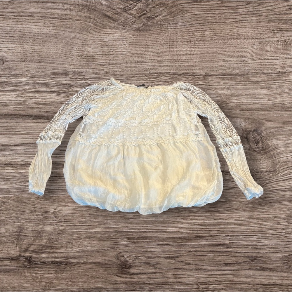 Charlie B Women’s Scoop Neck Long Sleeve Top Lace Made in Italy Size Medium